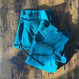 Mandala HUNTER GREEN Scrub Set